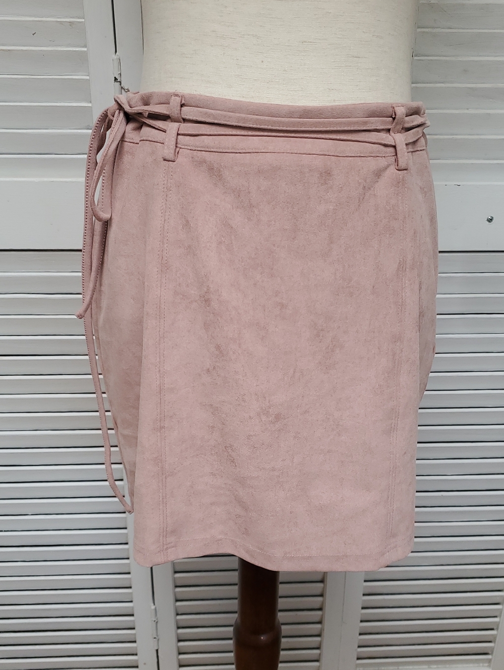 Wild Honey Dusty Rose Suede - Look Tie Waist Mini Skirt Size M 🍁🍂